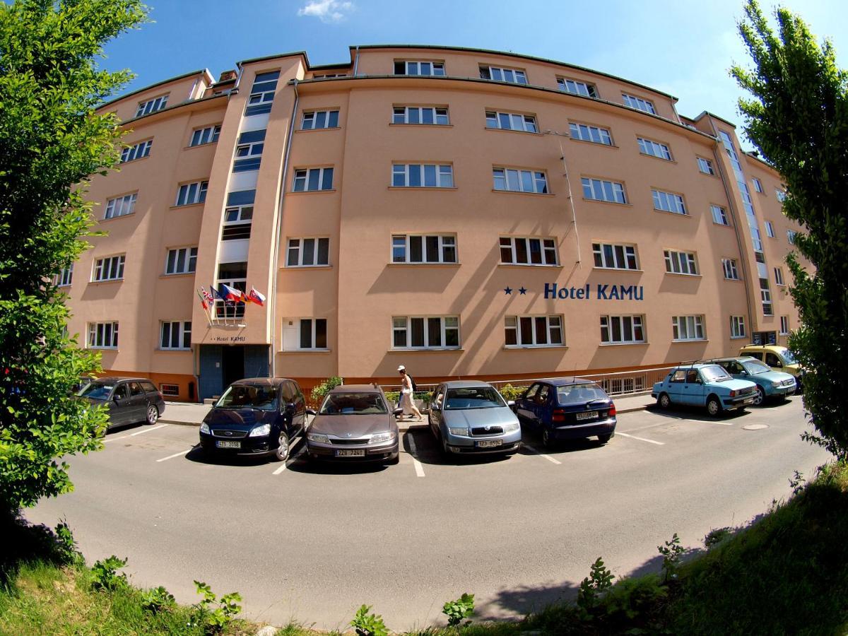 Hotel KAMU GARNI Vsetín Buitenkant foto